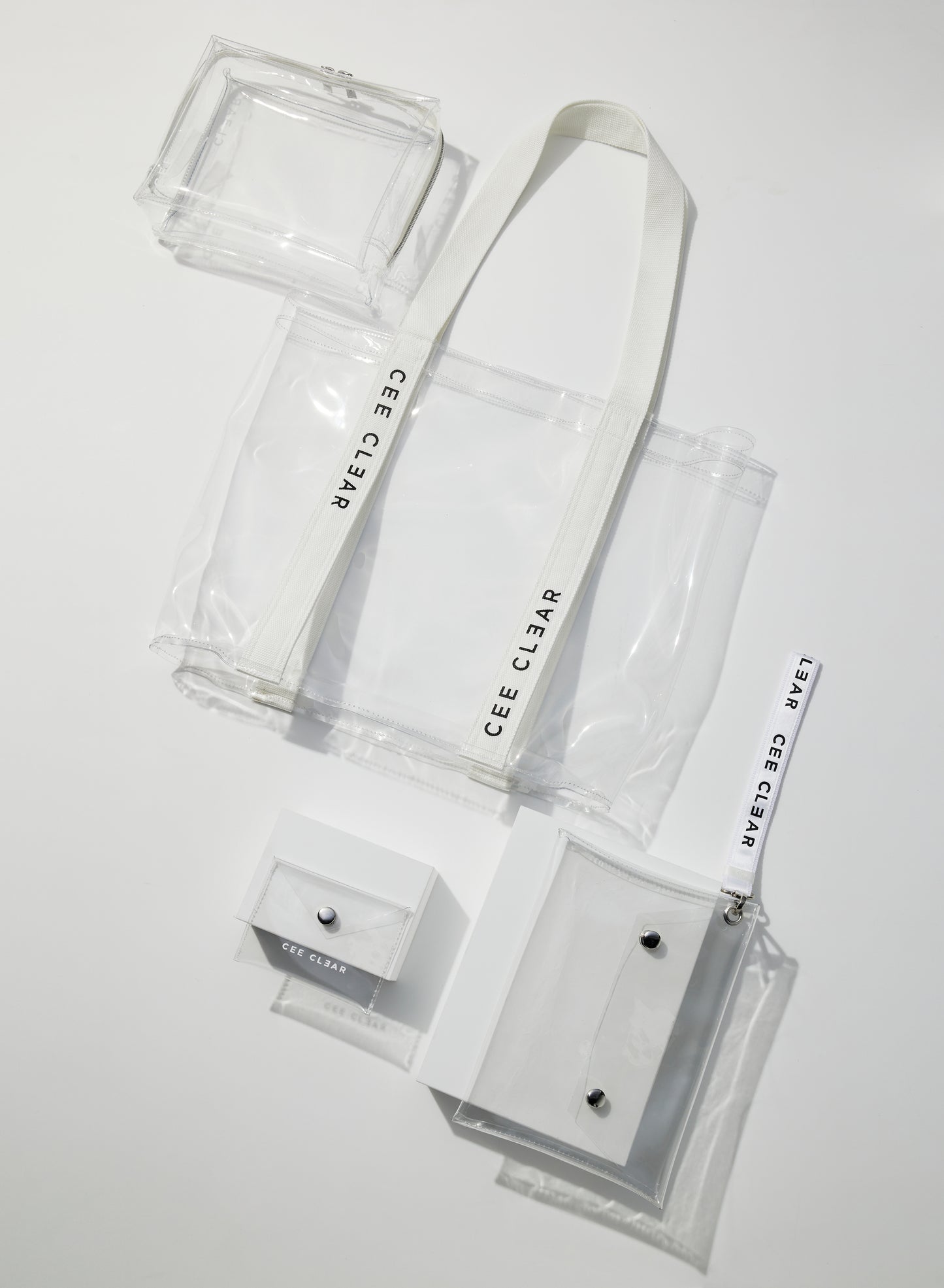 CLEAR ESSENTIALS SET