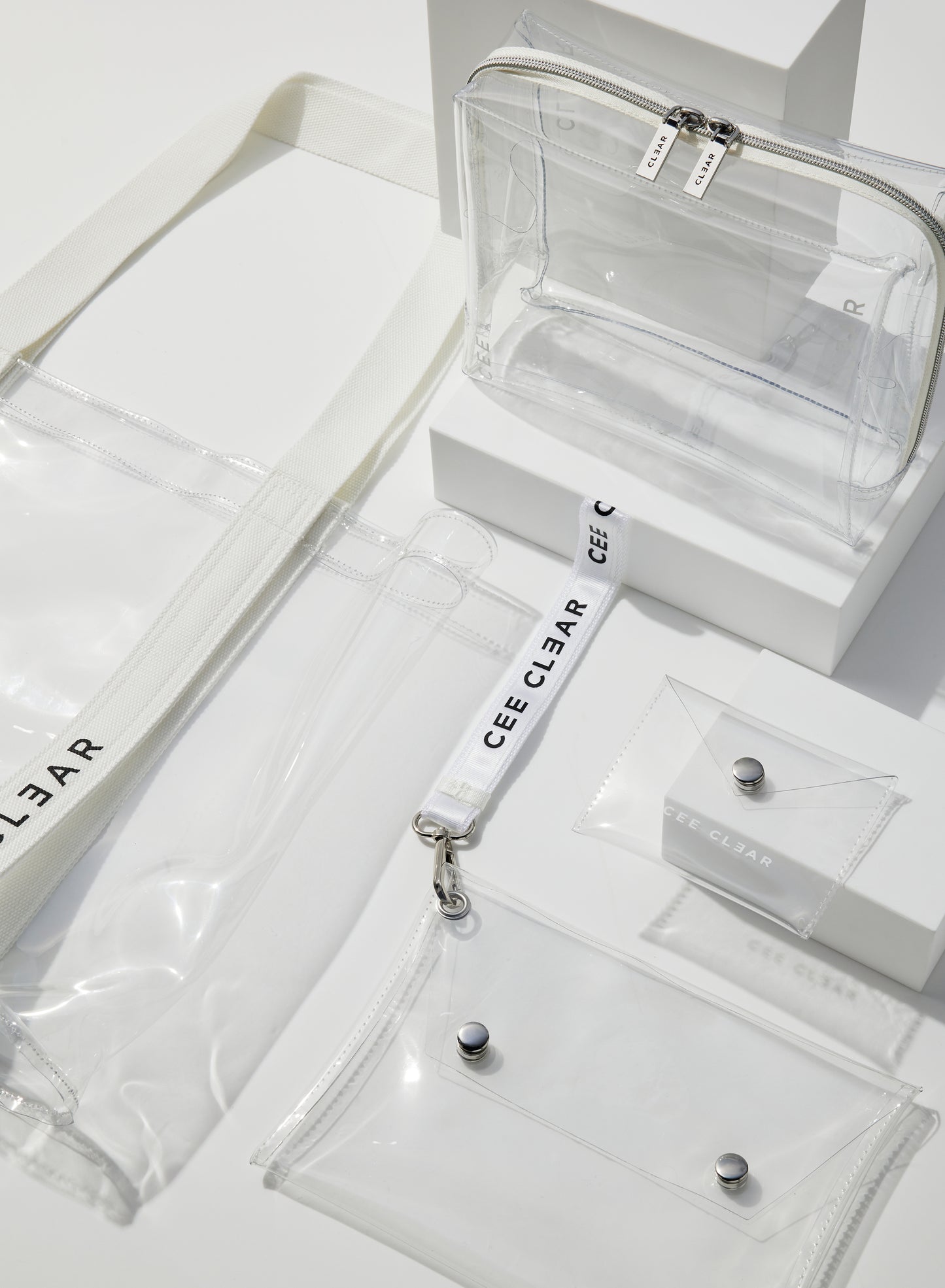 CLEAR ESSENTIALS SET