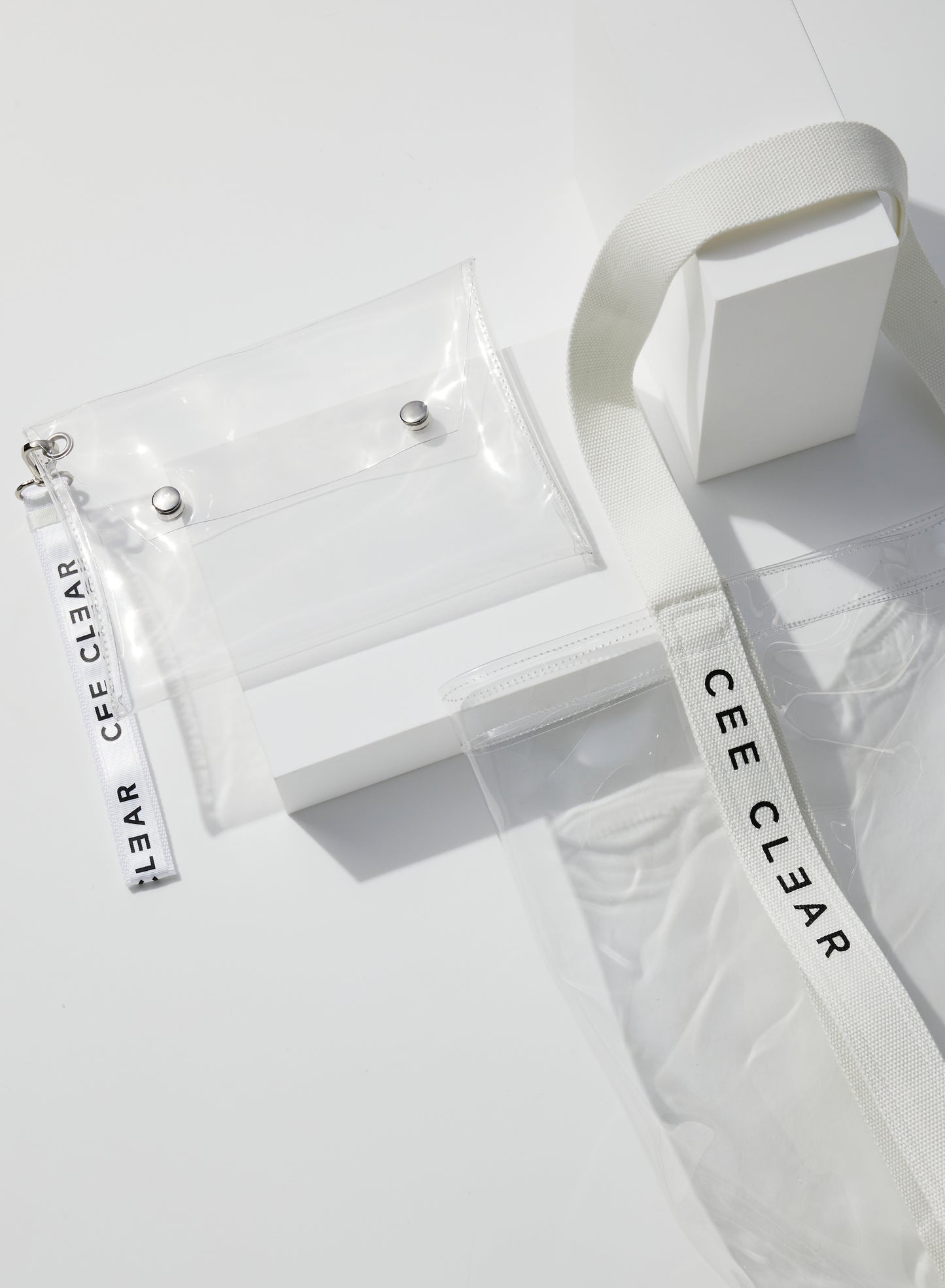 CLEAR TRAVEL LARGE BAG SET